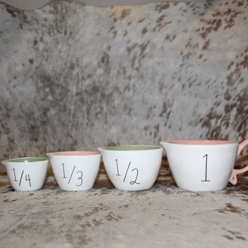 Cinderella Measuring Cups