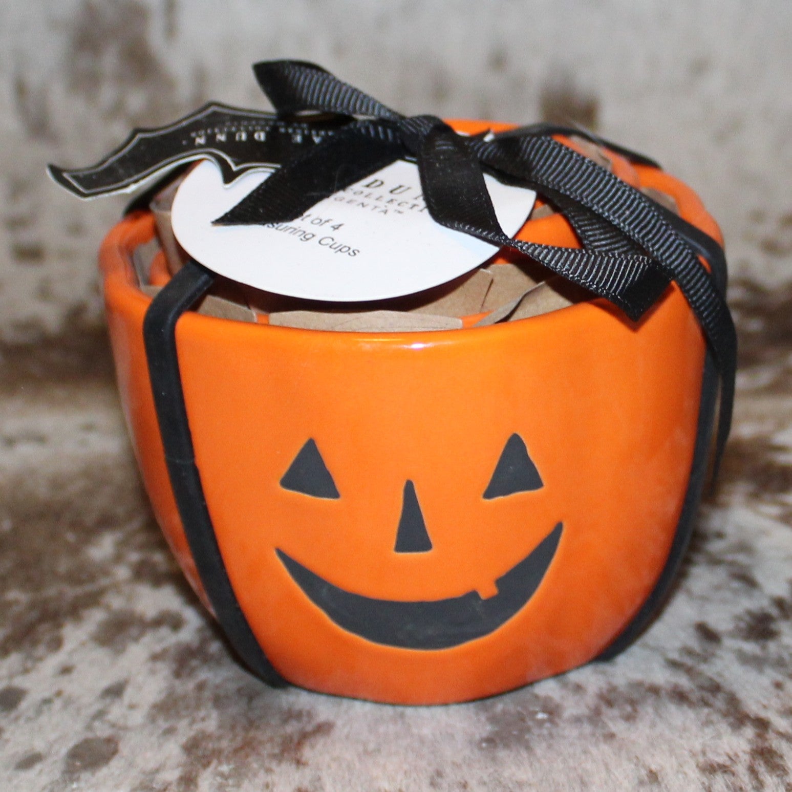 Jack-O-Lantern Orange Measuring Cups
