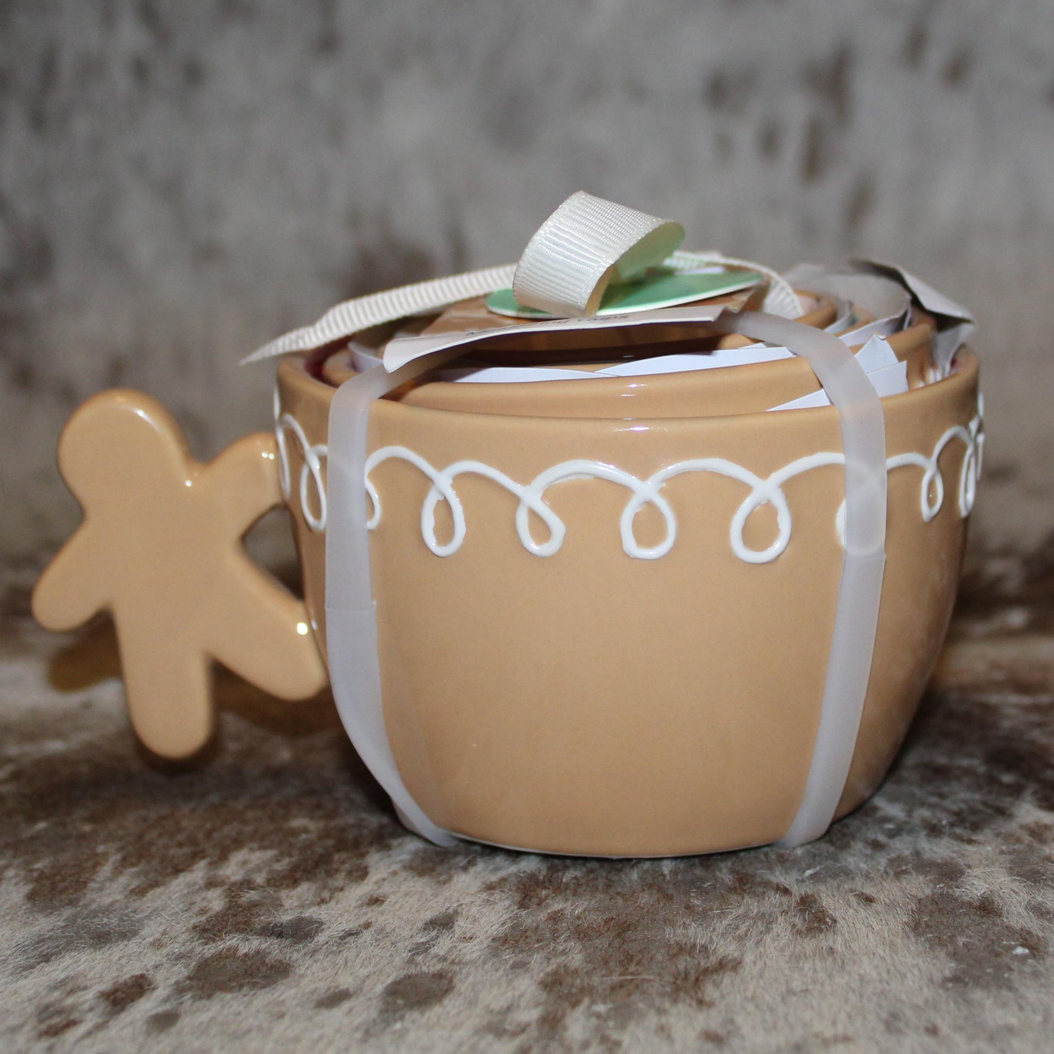 CHRISTMAS Gingerbread Man Measuring Cups