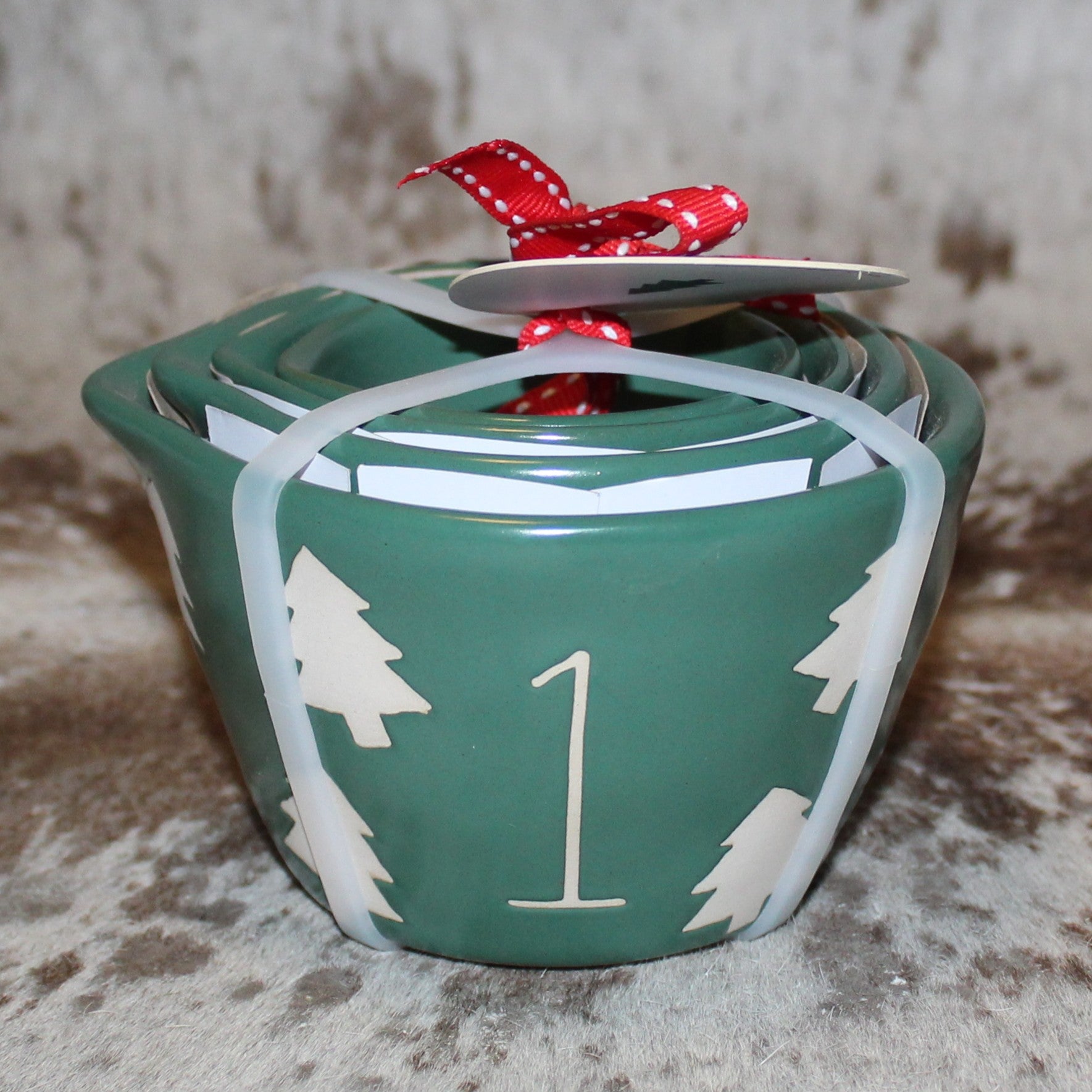 Rae Dunn Christmas Tree Green Measuring Cup Set