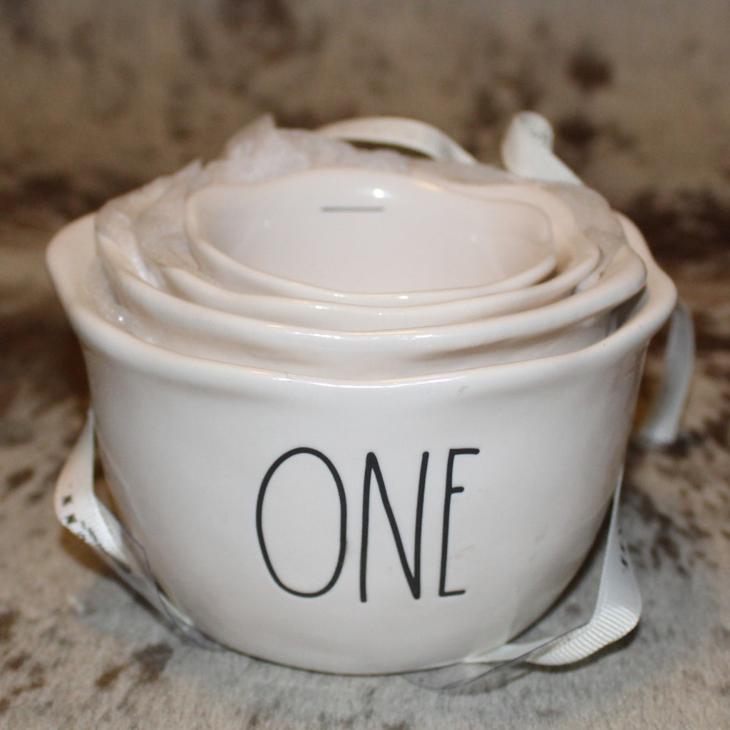 Rae Dunn Egg White Farm Measuring Cups