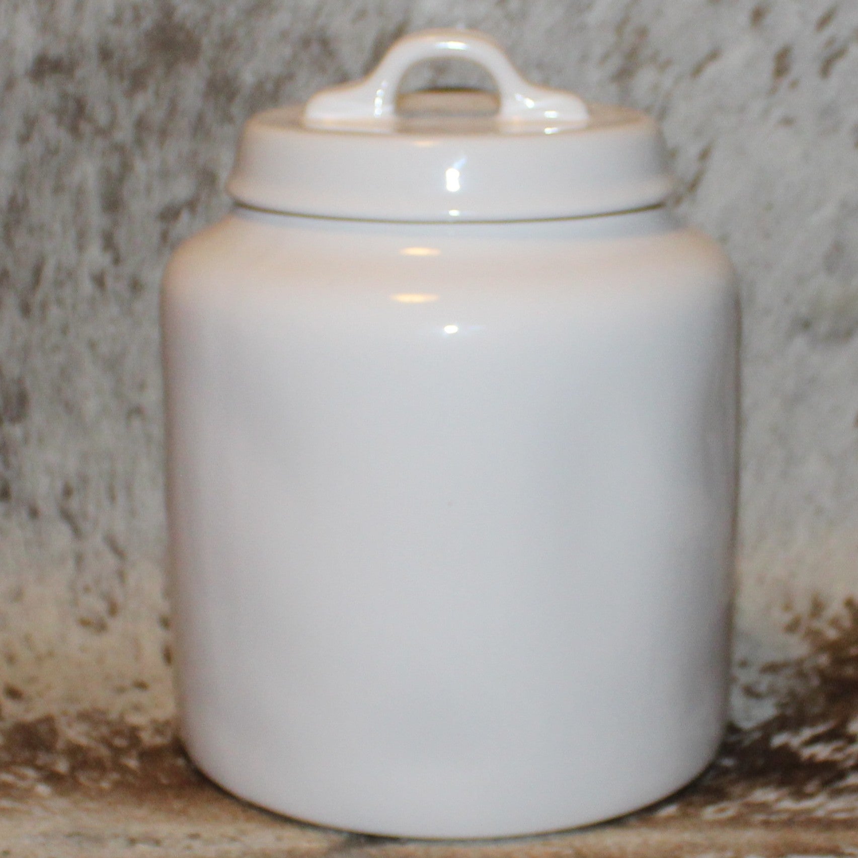 Rae Dunn GINGERBREAD White Chubby Canister with Lid