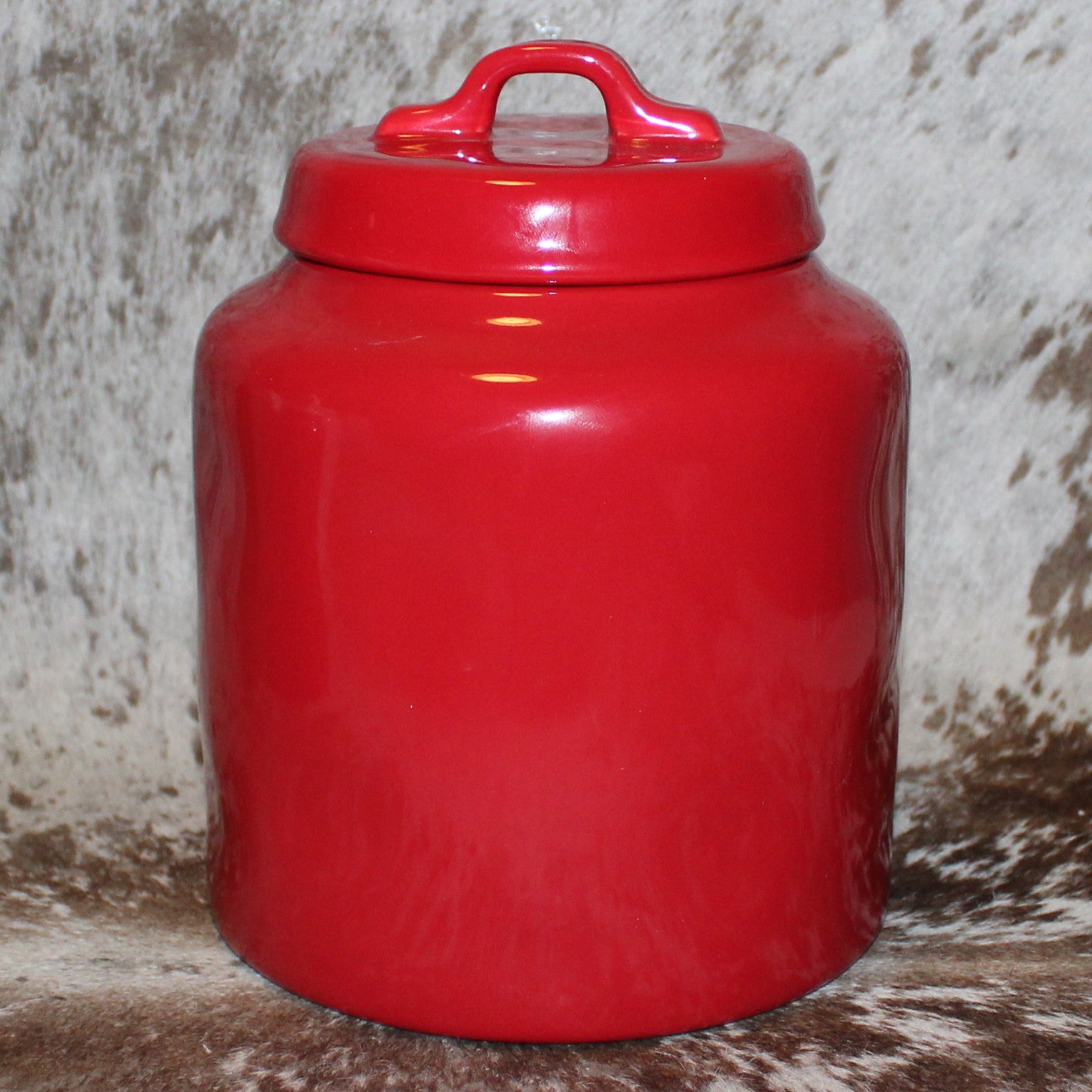 BELIEVE Red Chubby Canister with Lid