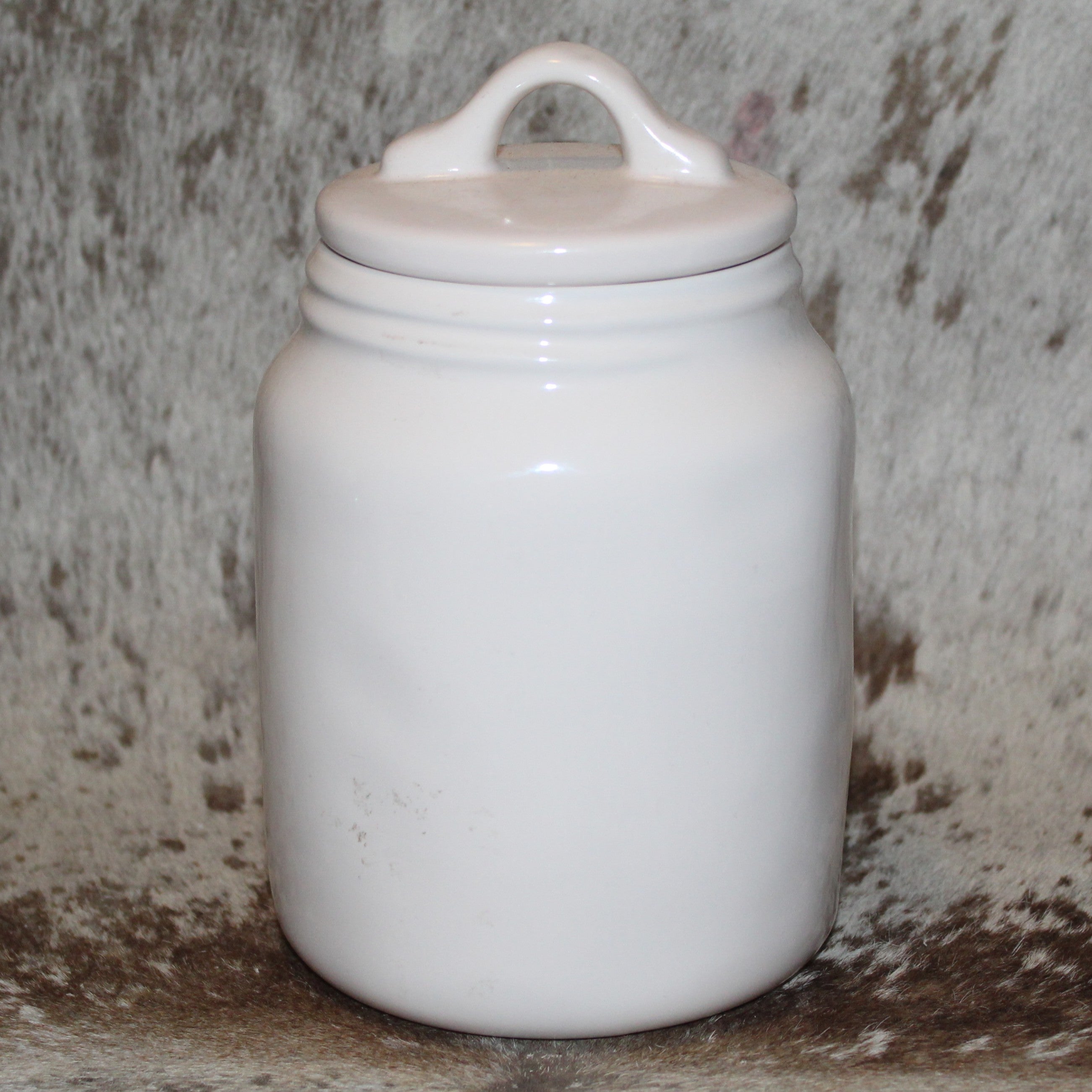 Rae Dunn CANDY HEARTS White Canister
